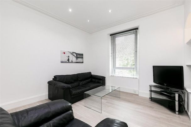 2 bedroom flat to rent - Photo 1