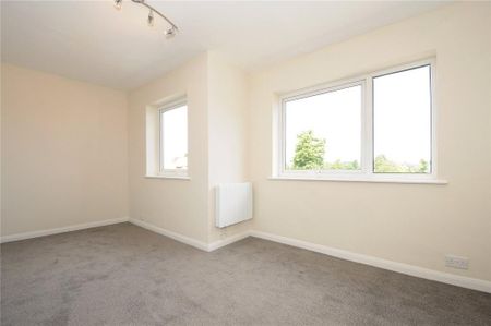 3 bedroom apartment to rent - Photo 5