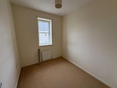 3 bedroom end of terrace house to rent - Photo 3