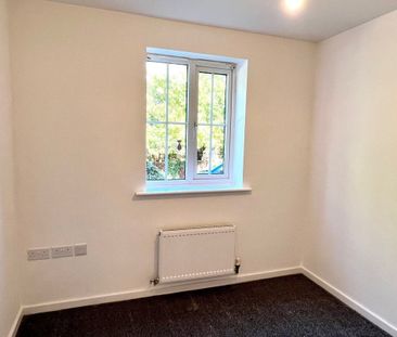 Valley Grove, Lundwood, BARNSLEY - Photo 2