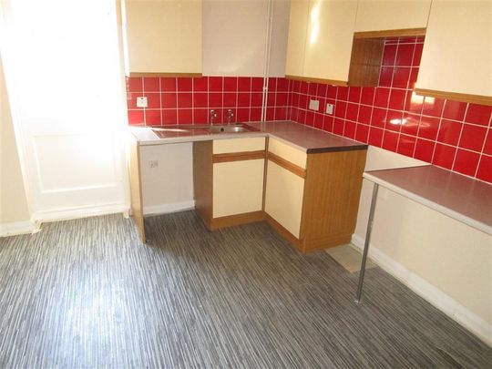 Junction Road, Northampton - Photo 1