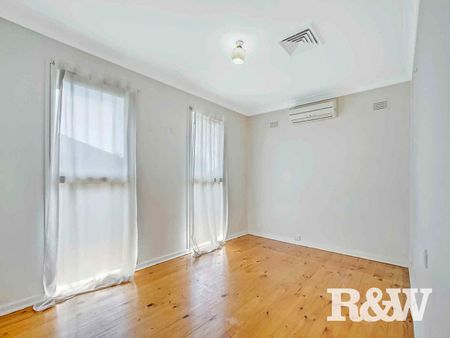 32 Vallingby Avenue Hebersham - Photo 2