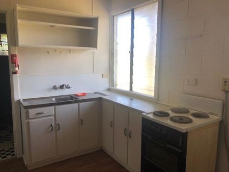 BEACH AT THE FRONT DOOR - ELECTRICITY IS INCLUDED IN THE RENT - Photo 5