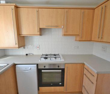 2 bedroom end of terrace house to rent - Photo 6