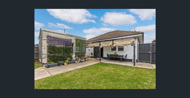 Bright & Lovely 2-Bedroom Home – Convenience at Your Doorstep - Photo 1