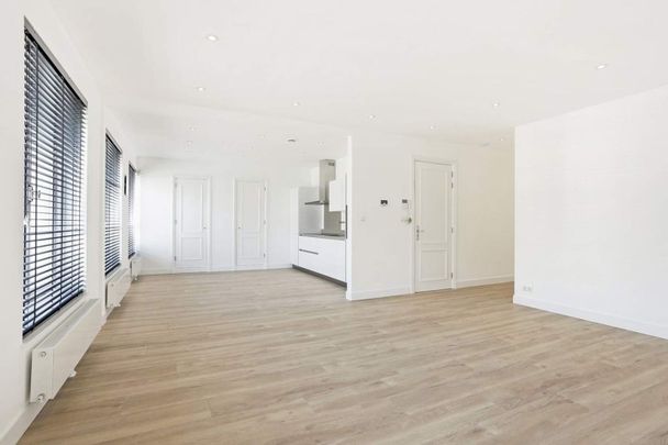 Appartement te huur: Oranjestraat 13-A 2514 JB Den Haag - Photo 1