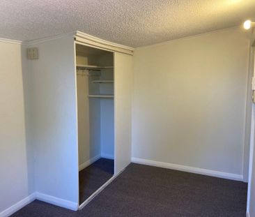 NEWLY RENOVATED IN MOERA - Photo 3