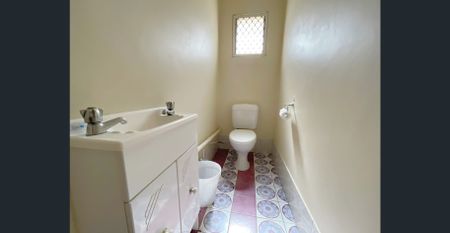 Well-Located Room in the Heart of Enoggera – Fully Furnished! - Photo 5