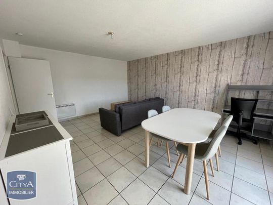 Location Appartement 2 pièces 47m² DEVILLE LES ROUEN 76250 - Photo 1