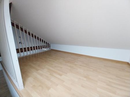 Location Appartement 3 pièces 71m² FLEURY LES AUBRAIS 45400 - Photo 5