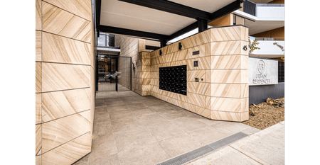 Fully furnished boutique apartment in the heart of Crows Nest, face to the quiet street with big balcony and close to all shopping facilities. - Photo 4