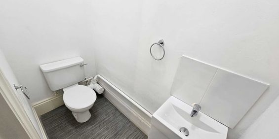 St. Vincents Road, Westcliff On Sea - Photo 3