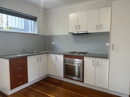 Updated Unit in Convenient Location - Photo 3