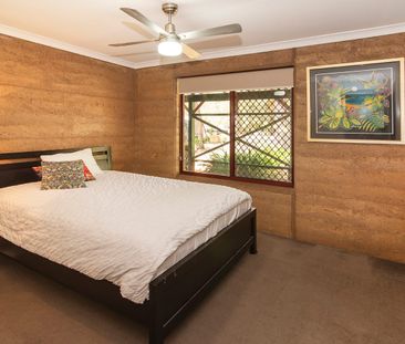 Partly Furnished 3x2 Bush Retreat - Photo 4