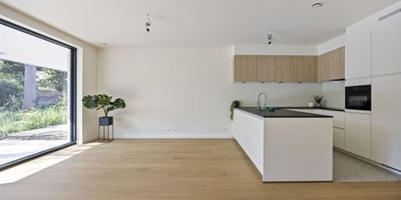 Appartement te huur in Waregem voor € 975 met 2 slaapkamers - Photo 4