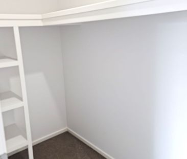 AVAILABLE 24/10/25 - 3 BEDROOM - 2 BATHROOM DUCTED AIR-CONDITIONED ... - Photo 1