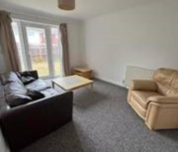 4 bedroom detached house to rent - Photo 1