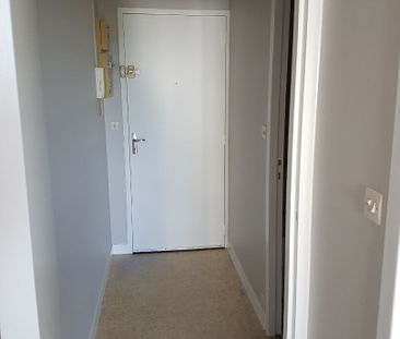 A LOUER grand studio 50000 Saint-Lô 1 pièce 29.29 m² - Photo 6