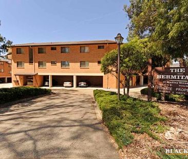 Charming Ground Floor One-Bedroom Apartment for Rent! - Photo 5