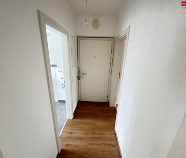 Neu sanierte, 2-Zimmerwohnung mit Balkon und Ausblick ins Grüne! - Foto 5