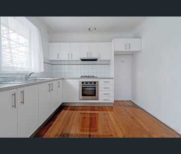 36 Wonganella Drive, Keilor East, Vic 3033 - Photo 3