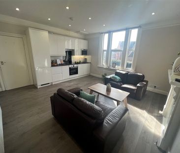 3 bedroom apartment to rent - Photo 2