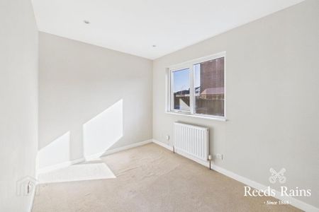 5 Ravenhill Court, Ravenhill Road, Belfast, BT6 8FS - Photo 2