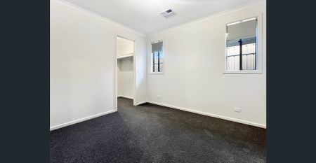 Contemporary and Spacious! - Photo 4