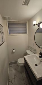 For Lease - 65 Vange Crescent, Toronto, Ontario - Photo 4