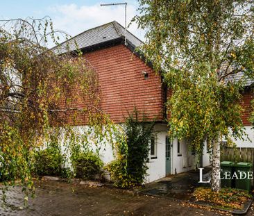 3 bedroom terraced house to rent - Photo 5