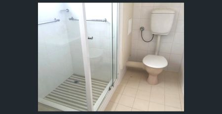 Top Floor , Views Galore - Photo 5