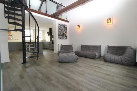 2 bedroom apartment to rent - Photo 2