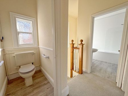 3 bedroom semi-detached house to rent - Photo 2