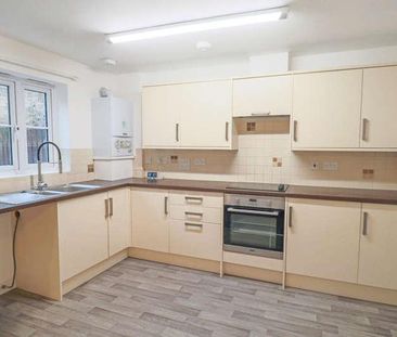 St Marys Square, Newmarket, CB8 - Photo 4