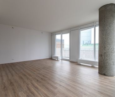 Te huur: Van Oldenbarneveltplaats 18 E - Photo 1