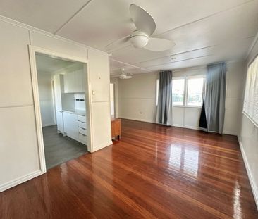 21 Roger Street, 4159, Birkdale Qld - Photo 2