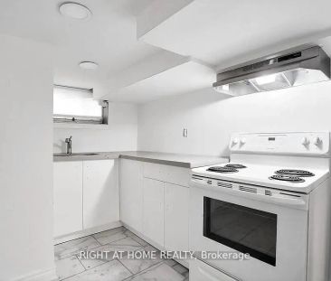 210 Mary Street N #Bsmt - Photo 1