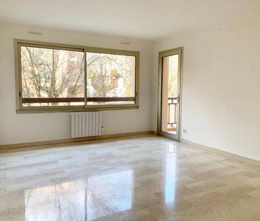 Location Appartement 2 pièces 54m² LYON 4ème - Photo 1