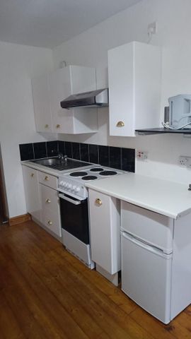 Studio to rent - Photo 5