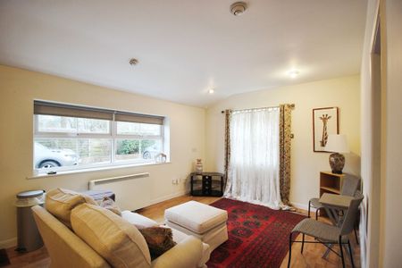 Curzon Park North, Chester, Cheshire - Photo 5