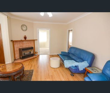 Spacious 3-Bedroom Home in Extension Estate - Photo 1