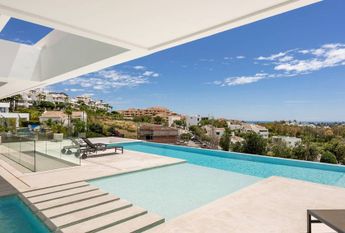 5 bedroom luxury Villa for rent in Marbella, Andalusia