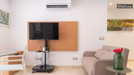 2-bedroom apartment for rent in Guindalera, bills included - Photo 5