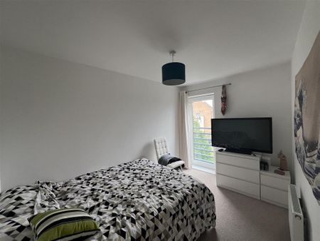3 bedroom terraced house to rent - Photo 4