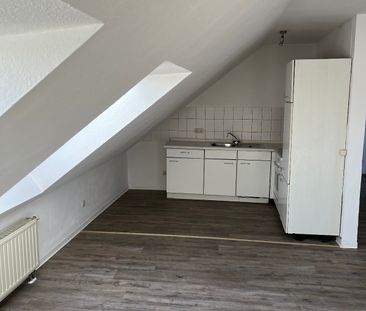 Helle 1-Zimmer-Wohnung mit Einbauküche! - Photo 1