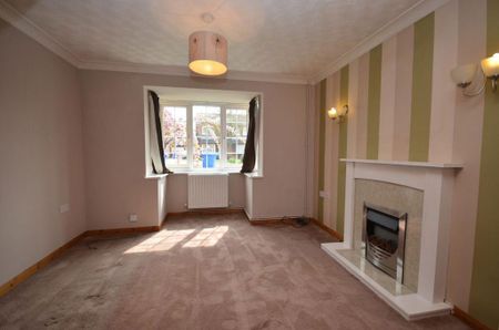 2 bedroom semi-detached house to rent - Photo 2