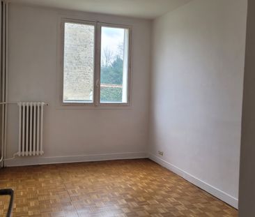 A LOUER APPARTEMENT 4/5 PIECES - Photo 2