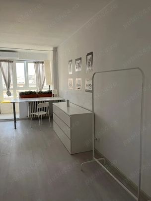 Iancului etaj 10 semidecomandat - Fotografie 1