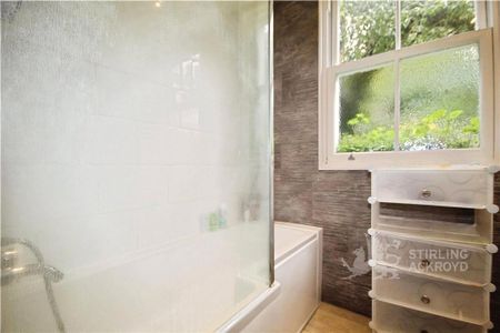 5 bedroom semi-detached house to rent - Photo 2