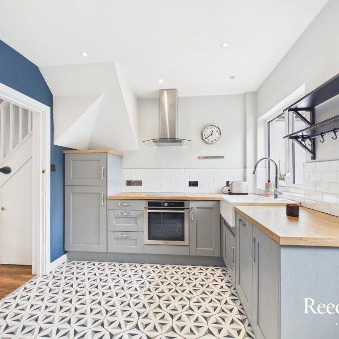 87 Avoniel Road, Belfast, BT5 4SE - Photo 1